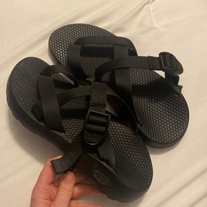 Solid black Chacos Size 7